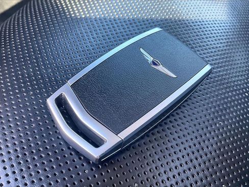 Used 2020 Genesis G90 3.3T Premium image 35