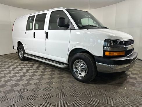 Used 2024 Chevrolet Express 2500 image 2