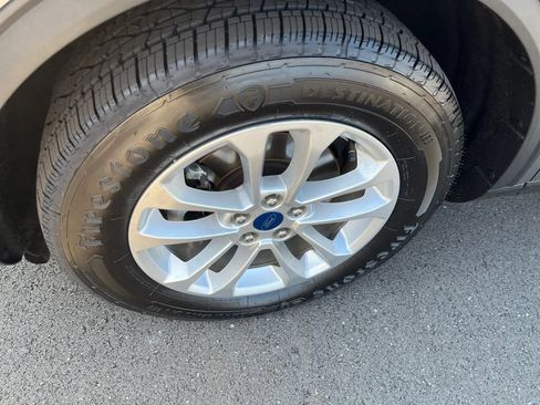 Used 2021 Ford Escape S AWD/4WD image 9