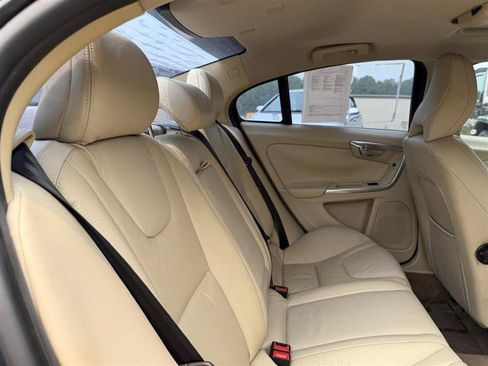 Used 2014 Volvo S60 T5 FWD image 19