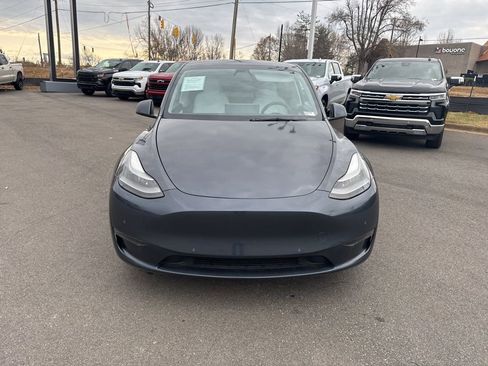 Used 2021 Tesla Model Y Performance image 8