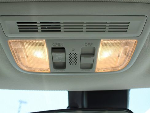 Used 2022 Honda HR-V EX image 25