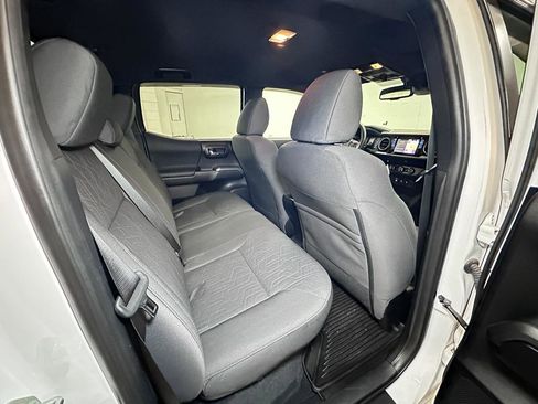 Used 2019 Toyota Tacoma TRD Off-Road image 26