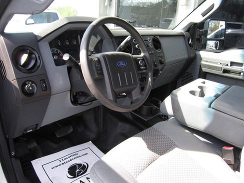 Used 2016 Ford F250 XL w/ Power Equipment Group image 6