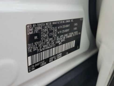 Used 2024 Toyota RAV4 XLE image 36