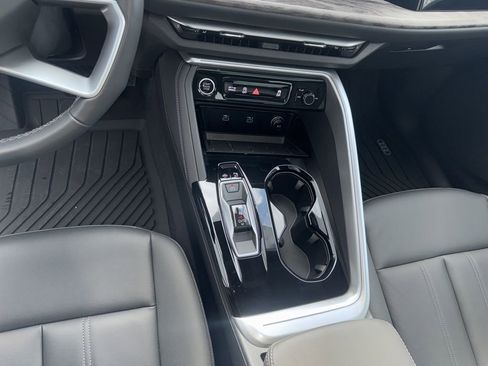 Certified 2025 Audi Q5 2.0T Premium Plus w/ Premium Plus image 26