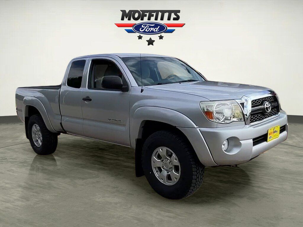 Used 2011 Toyota Tacoma PreRunner w/ SR5 Pkg #2 RWD image 7