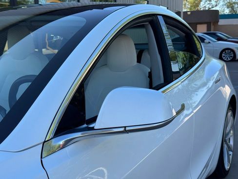 Used 2019 Tesla Model 3 Long Range AWD/4WD image 46