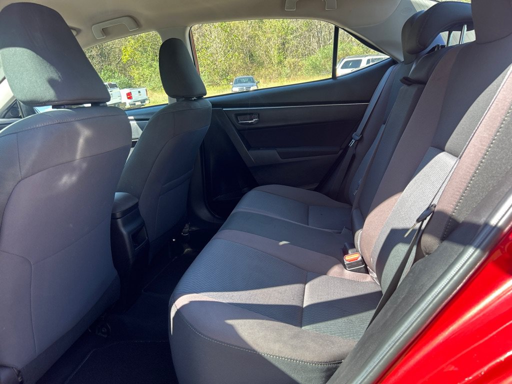 Used 2019 Toyota Corolla LE FWD image 17