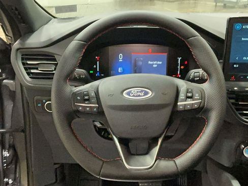 New 2026 Ford Escape ST-Line w/ Tech Pack #1 image 18