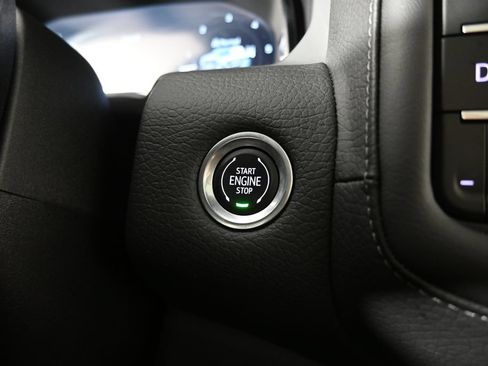 Used 2023 GMC Yukon Denali w/ Denali Reserve Package AWD/4WD image 35