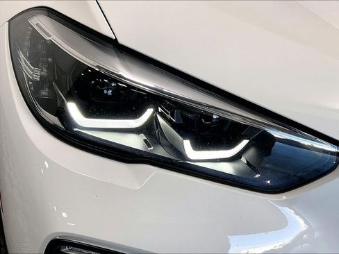 Used 2021 BMW X5 sDrive40i w/ Premium Package 2 image 28