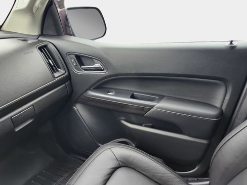 Used 2020 GMC Canyon SLT w/ Driver Alert Package image 27