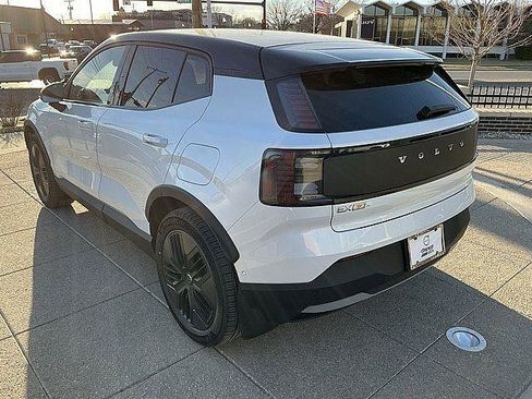 New 2026 Volvo EX30 Cross Country Ultra w/ Protection Package Premier AWD/4WD image 10