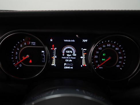 Used 2020 Jeep Gladiator Mojave AWD/4WD image 29