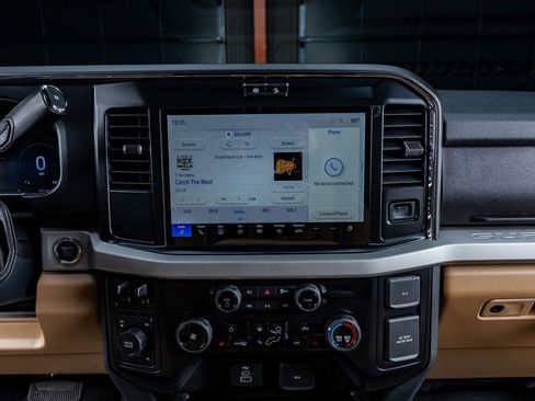 Used 2026 Ford F450 XLT w/ XLT Premium Package image 23