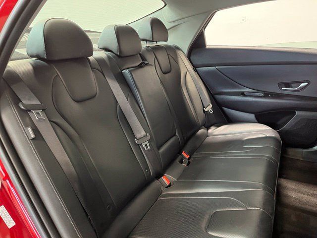 Used 2024 Hyundai Elantra Limited FWD image 13