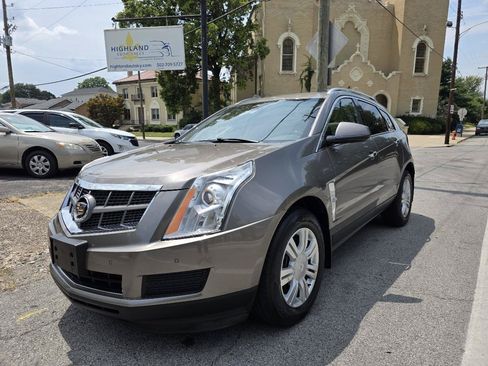 Used 2011 Cadillac SRX Luxury FWD image 1