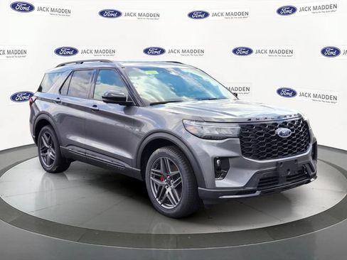 New 2026 Ford Explorer ST-Line w/ ST-Line Street Pack AWD/4WD image 7