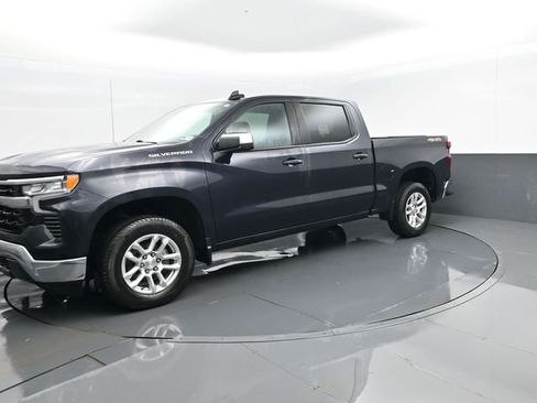 Used 2024 Chevrolet Silverado 1500 LT AWD/4WD image 1