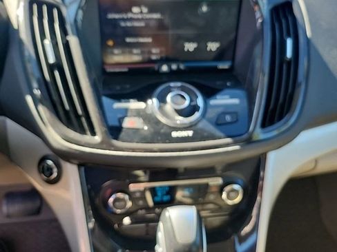 Used 2013 Ford C-MAX SEL image 4