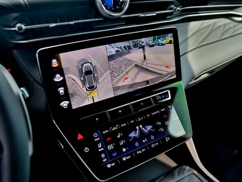 New 2024 Maserati Grecale GT image 25