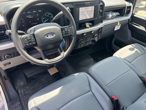 New 2025 Ford F350 XL w/ XL Chrome Package RWD image 7