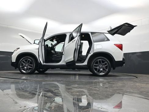 Used 2023 Honda Passport EX-L image 39