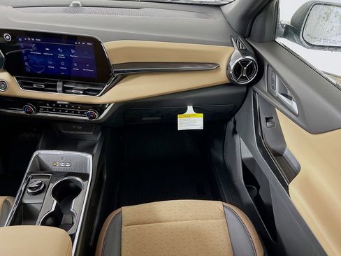 New 2026 Chevrolet Equinox ACTIV w/ Safety and Technology Package image 23