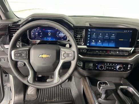 New 2026 Chevrolet Silverado 1500 LT w/ Convenience Package II AWD/4WD image 13