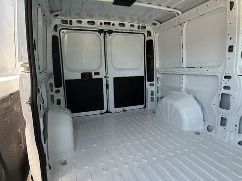 New 2026 RAM ProMaster 2500 w/ Convenience Group image 14
