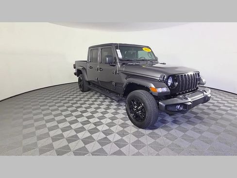 Used 2022 Jeep Gladiator Sport AWD/4WD image 53