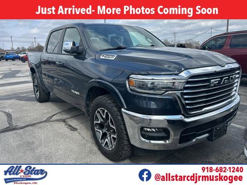 Used 2025 RAM 1500 Laramie image 1