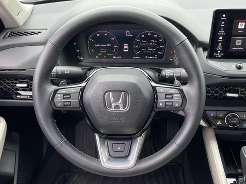 Used 2026 Honda Accord Touring image 12
