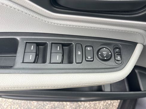 Used 2018 Honda Odyssey EX image 32