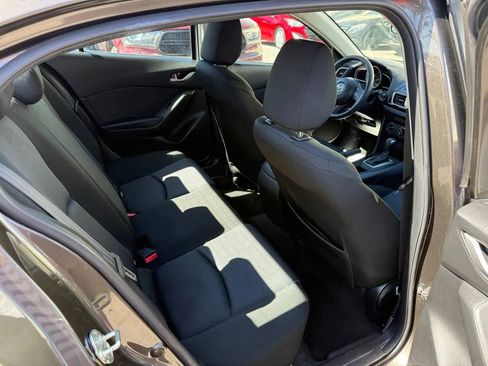 Used 2014 MAZDA MAZDA3 i Sport image 26