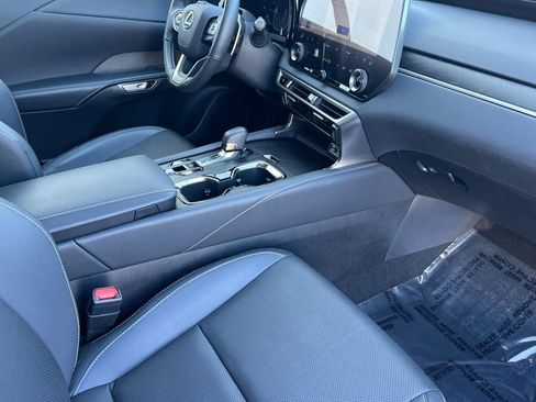 Certified 2024 Lexus RX 350 Premium image 16