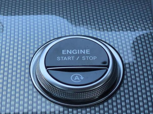 Used 2025 Mercedes-Benz CLE 300 4MATIC Cabriolet image 27