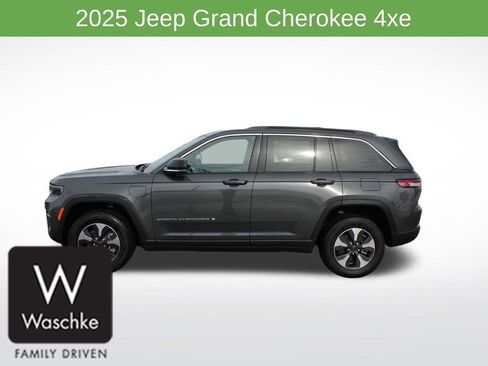 New 2025 Jeep Grand Cherokee Limited 4xe w/ Trailer Tow Package AWD/4WD image 4