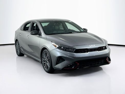 Used 2023 Kia Forte GT-Line image 3