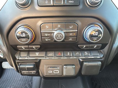 Used 2023 Chevrolet Silverado 2500 LT w/ Convenience Package image 19