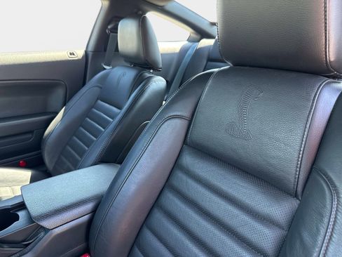 Used 2007 Ford Mustang Shelby GT500 RWD image 13