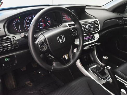 Used 2015 Honda Accord Sport image 13