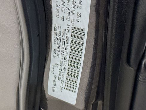 Used 2020 Jeep Grand Cherokee Limited image 12