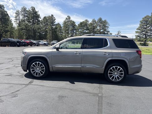 Used 2023 GMC Acadia Denali w/ Denali Technology Package AWD/4WD image 7