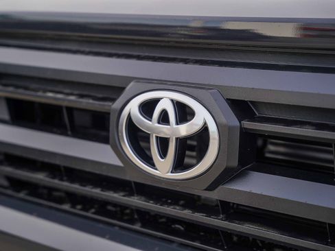 New 2026 Toyota Tacoma SR5 image 6