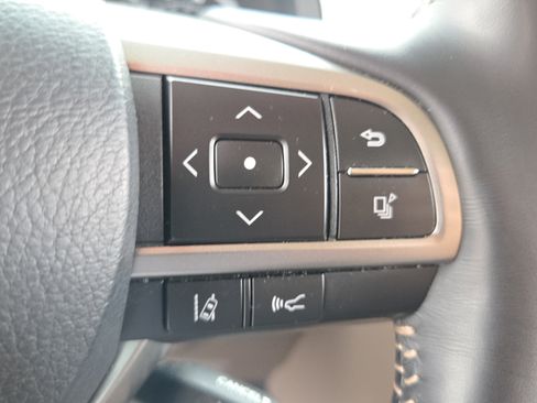 Used 2023 Lexus GX 460 Luxury w/ Accessory Package AWD/4WD image 26