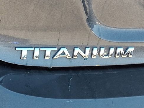 Used 2017 Ford Fiesta Titanium image 33