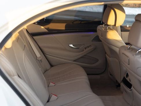 Used 2019 Mercedes-Benz S 560 4MATIC Sedan image 20