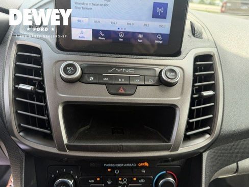 Used 2019 Ford Transit Connect XLT FWD image 19